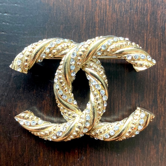 CHANEL Jewelry - Stunning Chanel vintage Haute Couture brooch